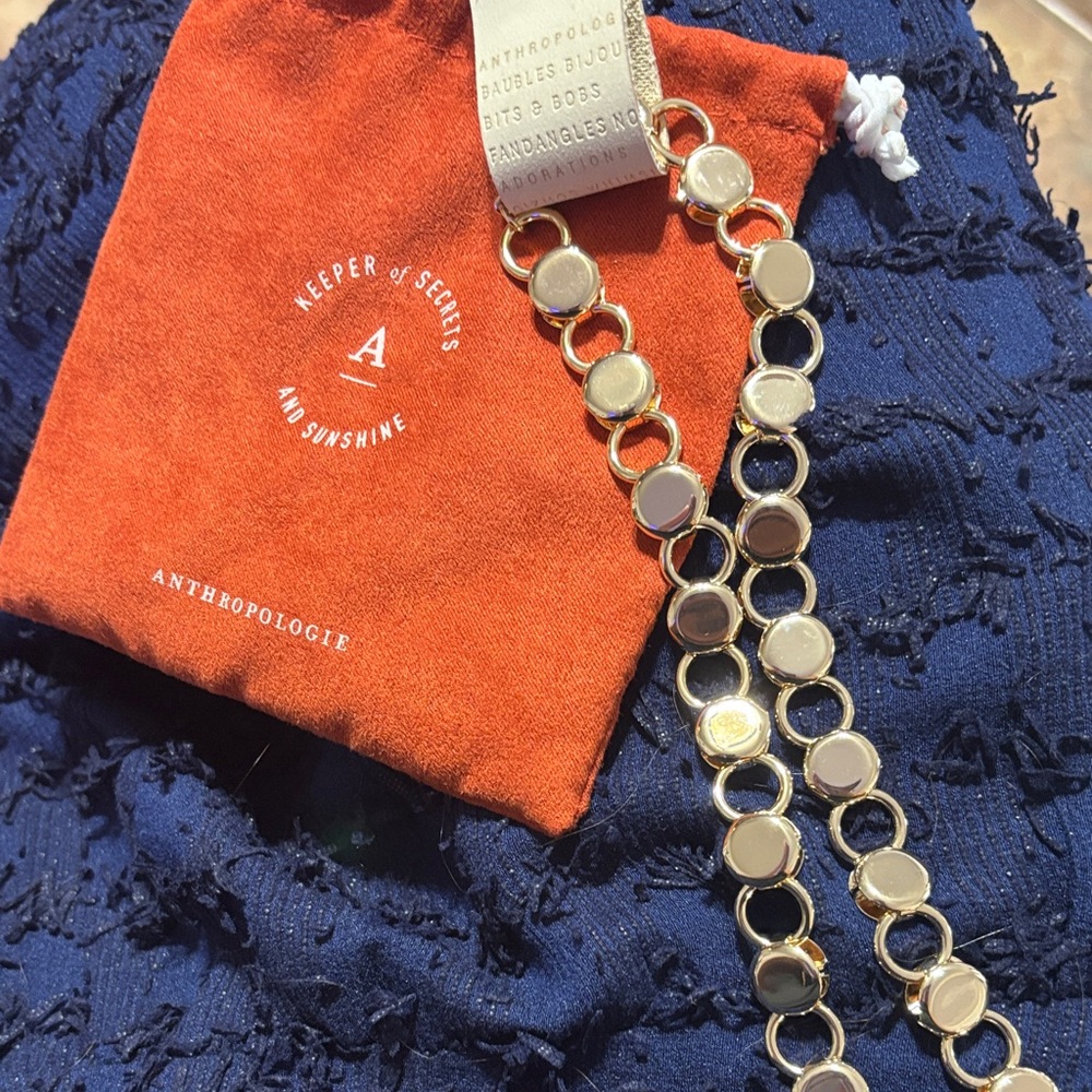 Anthropologie Gold  Circle necklace NWT